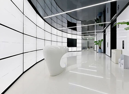 體現(xiàn)人文關(guān)懷且充滿活力的辦公室裝修設(shè)計空間如何打造——行駛安全系統(tǒng)公司